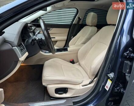 Синій Ягуар ХФ, об'ємом двигуна 3 л та пробігом 131 тис. км за 19990 $, фото 9 на Automoto.ua