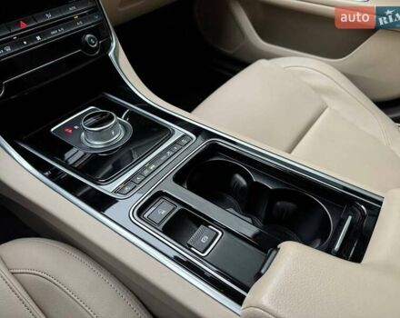 Синій Ягуар ХФ, об'ємом двигуна 3 л та пробігом 131 тис. км за 19990 $, фото 19 на Automoto.ua