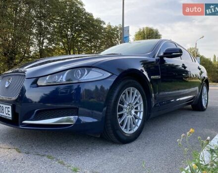 Синий Ягуар ХФ, объемом двигателя 3 л и пробегом 108 тыс. км за 13800 $, фото 1 на Automoto.ua