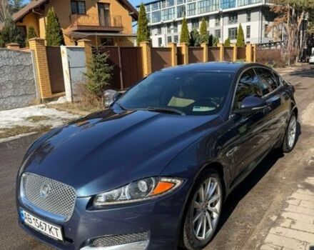 Синий Ягуар ХФ, объемом двигателя 2 л и пробегом 200 тыс. км за 12500 $, фото 1 на Automoto.ua