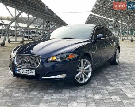 Синий Ягуар ХФ, объемом двигателя 2.97 л и пробегом 96 тыс. км за 16500 $, фото 1 на Automoto.ua