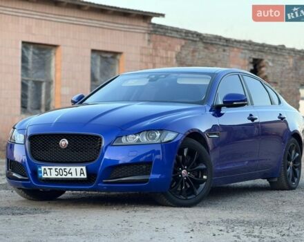 Синий Ягуар ХФ, объемом двигателя 2 л и пробегом 203 тыс. км за 19300 $, фото 1 на Automoto.ua