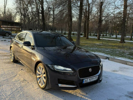 Синий Ягуар ХФ, объемом двигателя 3 л и пробегом 125 тыс. км за 15500 $, фото 1 на Automoto.ua