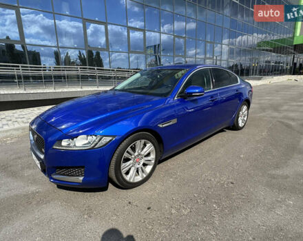 Синий Ягуар ХФ, объемом двигателя 2 л и пробегом 154 тыс. км за 17500 $, фото 1 на Automoto.ua