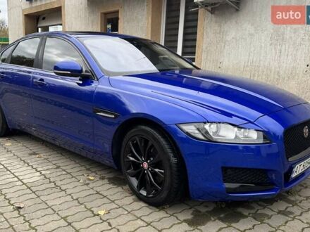 Синий Ягуар ХФ, объемом двигателя 2 л и пробегом 196 тыс. км за 17777 $, фото 1 на Automoto.ua