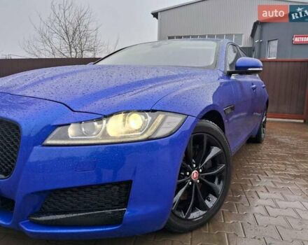 Синий Ягуар ХФ, объемом двигателя 2 л и пробегом 196 тыс. км за 22700 $, фото 1 на Automoto.ua