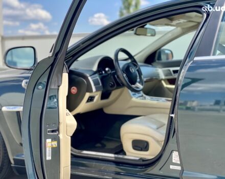 Зеленый Ягуар ХФ, объемом двигателя 2 л и пробегом 119 тыс. км за 14600 $, фото 7 на Automoto.ua