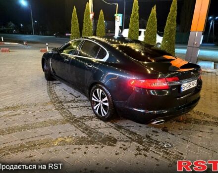 Зеленый Ягуар ХФ, объемом двигателя 3 л и пробегом 397 тыс. км за 9500 $, фото 1 на Automoto.ua