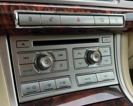 Зеленый Ягуар ХФ, объемом двигателя 3 л и пробегом 153 тыс. км за 13300 $, фото 15 на Automoto.ua