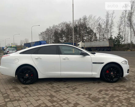 Білий Ягуар Ікс Джей, об'ємом двигуна 3 л та пробігом 194 тис. км за 19950 $, фото 8 на Automoto.ua