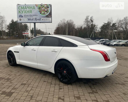 Білий Ягуар Ікс Джей, об'ємом двигуна 3 л та пробігом 194 тис. км за 19950 $, фото 17 на Automoto.ua