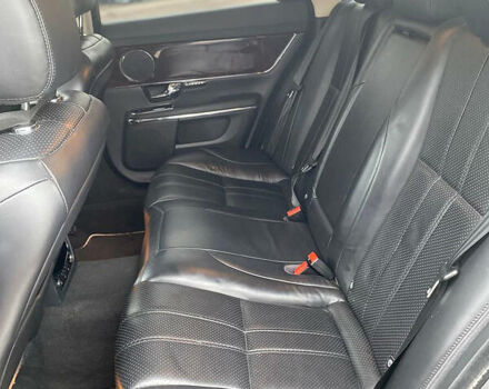 Білий Ягуар Ікс Джей, об'ємом двигуна 3 л та пробігом 194 тис. км за 19950 $, фото 29 на Automoto.ua