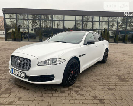 Білий Ягуар Ікс Джей, об'ємом двигуна 3 л та пробігом 194 тис. км за 19950 $, фото 18 на Automoto.ua