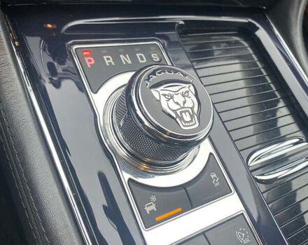 Білий Ягуар Ікс Джей, об'ємом двигуна 3 л та пробігом 194 тис. км за 19950 $, фото 36 на Automoto.ua