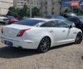 Білий Ягуар Ікс Джей, об'ємом двигуна 5 л та пробігом 98 тис. км за 19600 $, фото 1 на Automoto.ua