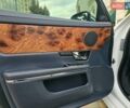 Білий Ягуар Ікс Джей, об'ємом двигуна 5 л та пробігом 162 тис. км за 27000 $, фото 8 на Automoto.ua