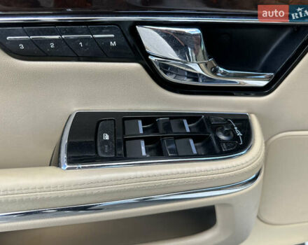 Ягуар Икс Джей 2013 в Киеве на Automoto.ua Белый Ягуар Икс Джей, объемом двигателя 2.99 л и пробегом 130 тыс. км за 14999 $, фото 11 на Automoto.ua