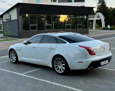 Ягуар Икс Джей 2013 в Луцке на Automoto.ua Белый Ягуар Икс Джей, объемом двигателя 3 л и пробегом 115 тыс. км за 27900 $, фото 23 на Automoto.ua