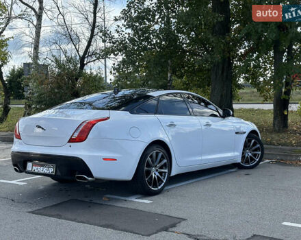 Ягуар Икс Джей 2013 в Киеве на Automoto.ua Белый Ягуар Икс Джей, объемом двигателя 2.99 л и пробегом 130 тыс. км за 14999 $, фото 4 на Automoto.ua