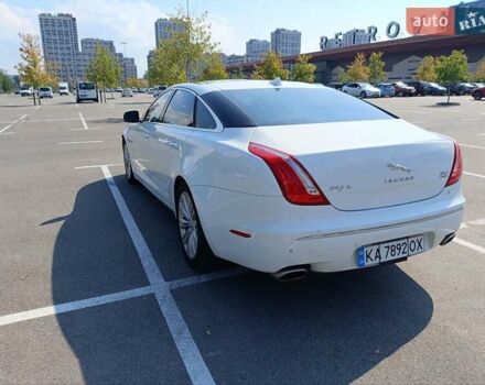 Ягуар Икс Джей 2013 в Киеве на Automoto.ua Белый Ягуар Икс Джей, объемом двигателя 3 л и пробегом 210 тыс. км за 17500 $, фото 6 на Automoto.ua