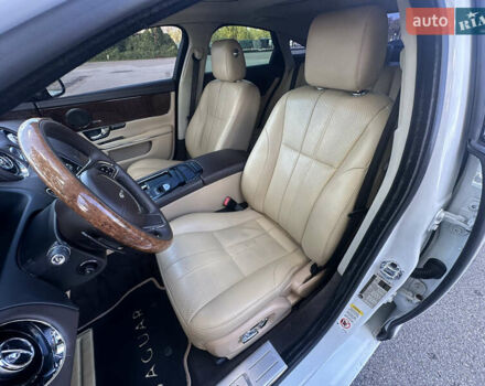 Ягуар Икс Джей 2013 в Киеве на Automoto.ua Белый Ягуар Икс Джей, объемом двигателя 2.99 л и пробегом 130 тыс. км за 14999 $, фото 24 на Automoto.ua