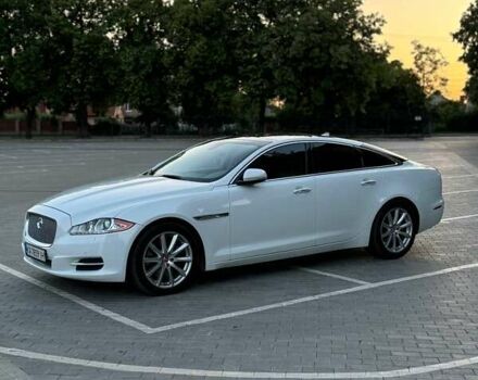 Ягуар Икс Джей 2013 в Луцке на Automoto.ua Белый Ягуар Икс Джей, объемом двигателя 3 л и пробегом 115 тыс. км за 27900 $, фото 19 на Automoto.ua
