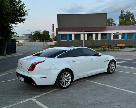 Ягуар Икс Джей 2013 в Луцке на Automoto.ua Белый Ягуар Икс Джей, объемом двигателя 3 л и пробегом 115 тыс. км за 27900 $, фото 21 на Automoto.ua