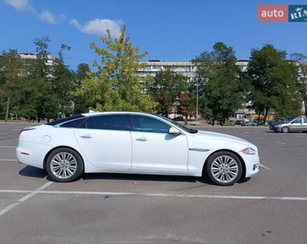 Ягуар Икс Джей 2013 в Киеве на Automoto.ua Белый Ягуар Икс Джей, объемом двигателя 3 л и пробегом 210 тыс. км за 17500 $, фото 15 на Automoto.ua