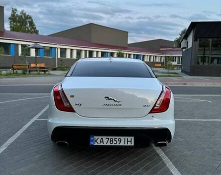 Ягуар Икс Джей 2013 в Луцке на Automoto.ua Белый Ягуар Икс Джей, объемом двигателя 3 л и пробегом 115 тыс. км за 27900 $, фото 25 на Automoto.ua