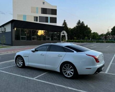 Ягуар Икс Джей 2013 в Луцке на Automoto.ua Белый Ягуар Икс Джей, объемом двигателя 3 л и пробегом 115 тыс. км за 27900 $, фото 15 на Automoto.ua