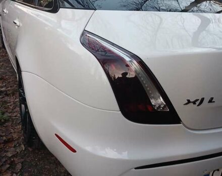 Белый Ягуар Икс Джей, объемом двигателя 3 л и пробегом 156 тыс. км за 22000 $, фото 3 на Automoto.ua