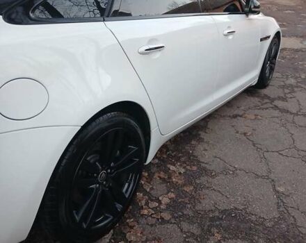 Белый Ягуар Икс Джей, объемом двигателя 3 л и пробегом 156 тыс. км за 22000 $, фото 11 на Automoto.ua