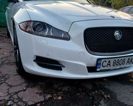 Белый Ягуар Икс Джей, объемом двигателя 3 л и пробегом 156 тыс. км за 22000 $, фото 4 на Automoto.ua
