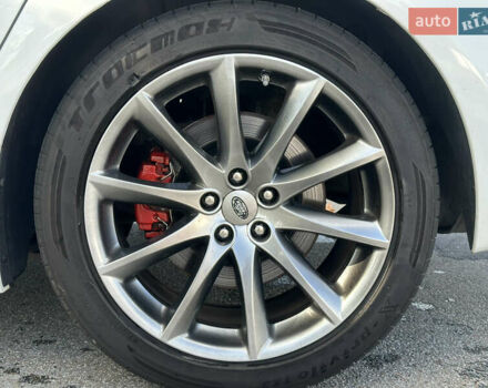 Ягуар Икс Джей 2013 в Киеве на Automoto.ua Белый Ягуар Икс Джей, объемом двигателя 2.99 л и пробегом 130 тыс. км за 14999 $, фото 5 на Automoto.ua