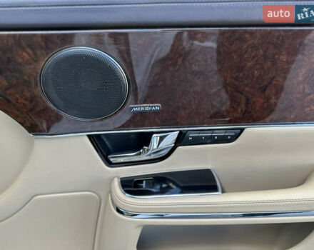 Ягуар Икс Джей 2013 в Киеве на Automoto.ua Белый Ягуар Икс Джей, объемом двигателя 2.99 л и пробегом 130 тыс. км за 14999 $, фото 39 на Automoto.ua