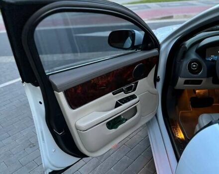 Ягуар Икс Джей 2013 в Луцке на Automoto.ua Белый Ягуар Икс Джей, объемом двигателя 3 л и пробегом 115 тыс. км за 27900 $, фото 40 на Automoto.ua