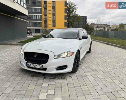 Ягуар Икс Джей 2014 в Яремче на Automoto.ua Белый Ягуар Икс Джей, объемом двигателя 3 л и пробегом 110 тыс. км за 22700 $, фото 19 на Automoto.ua