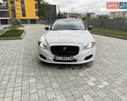 Ягуар Икс Джей 2014 в Яремче на Automoto.ua Белый Ягуар Икс Джей, объемом двигателя 3 л и пробегом 110 тыс. км за 22700 $, фото 18 на Automoto.ua