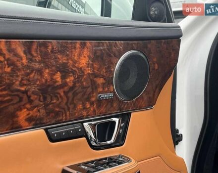 Білий Ягуар Ікс Джей, об'ємом двигуна 3 л та пробігом 70 тис. км за 35990 $, фото 49 на Automoto.ua