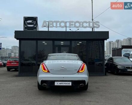 Білий Ягуар Ікс Джей, об'ємом двигуна 3 л та пробігом 58 тис. км за 33990 $, фото 6 на Automoto.ua