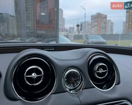 Білий Ягуар Ікс Джей, об'ємом двигуна 3 л та пробігом 58 тис. км за 33990 $, фото 30 на Automoto.ua