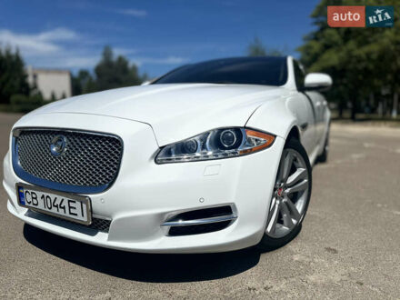Ягуар Ікс Джей 2013 у Києві на Automoto.ua Білий Ягуар Ікс Джей, об'ємом двигуна 3 л та пробігом 113 тис. км за 12000 $, фото 1 на Automoto.ua