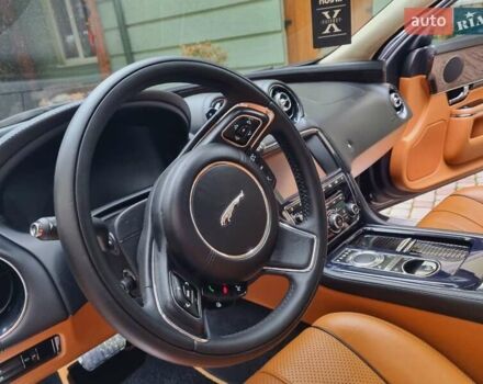 Чорний Ягуар Ікс Джей, об'ємом двигуна 5 л та пробігом 127 тис. км за 26000 $, фото 13 на Automoto.ua