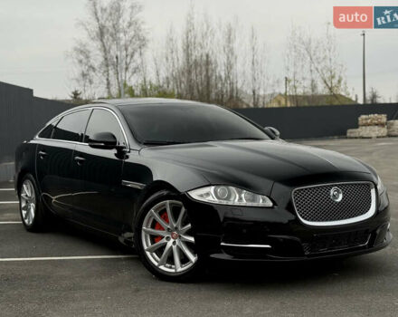 Черный Ягуар Икс Джей, объемом двигателя 5 л и пробегом 125 тыс. км за 20500 $, фото 9 на Automoto.ua