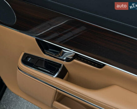 Черный Ягуар Икс Джей, объемом двигателя 5 л и пробегом 125 тыс. км за 20500 $, фото 52 на Automoto.ua