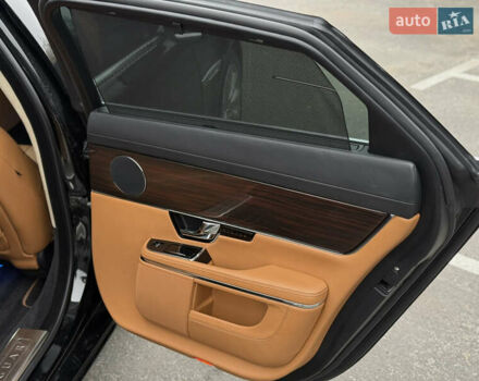 Черный Ягуар Икс Джей, объемом двигателя 5 л и пробегом 125 тыс. км за 20500 $, фото 51 на Automoto.ua