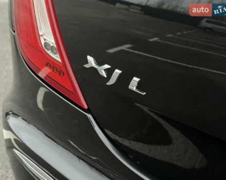 Черный Ягуар Икс Джей, объемом двигателя 5 л и пробегом 125 тыс. км за 20500 $, фото 18 на Automoto.ua