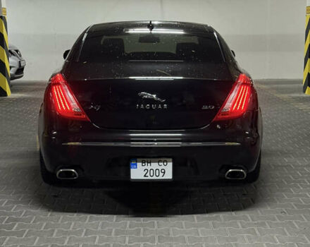 Черный Ягуар Икс Джей, объемом двигателя 2.97 л и пробегом 171 тыс. км за 17499 $, фото 5 на Automoto.ua
