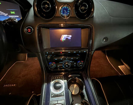 Черный Ягуар Икс Джей, объемом двигателя 2.97 л и пробегом 171 тыс. км за 17499 $, фото 13 на Automoto.ua