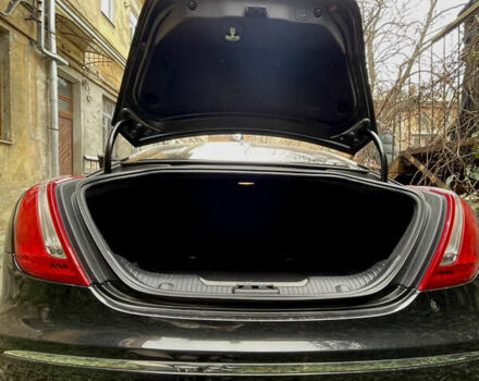 Черный Ягуар Икс Джей, объемом двигателя 3 л и пробегом 90 тыс. км за 28000 $, фото 10 на Automoto.ua